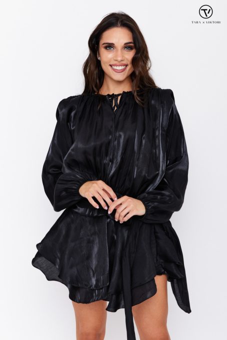 Sophie hosszú ujjú ruha – elegáns, fényes, fodros egyberuha,fekete,one size