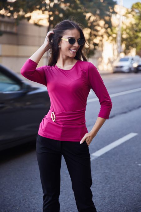 Michelle női csavart derekú, csattal díszített elegáns felső,magenta,XL,Tara X Viktori,Young&Free Kollekció