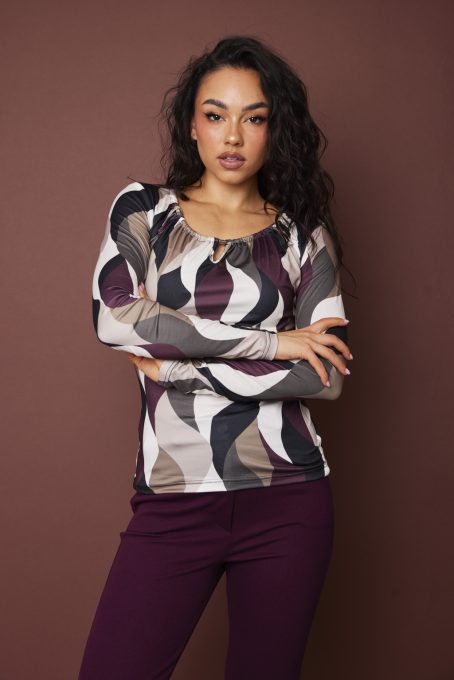 BOGYÓS női póló, kerek nyakú női felső bogyókkal és kivágással,mintás,L,Tara X Viktori