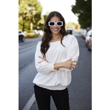   RÓZA női blúz – cérnagumis ujjú és aljú, csónaknyakú blúz,ekrü,M,TaraxViktori