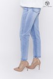 Women’s straight leg jeans – classic fit