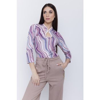   JELLY női póló – orosz galléros, csepp kivágású, gombbal díszített póló,mintás,S,Tara X Viktori