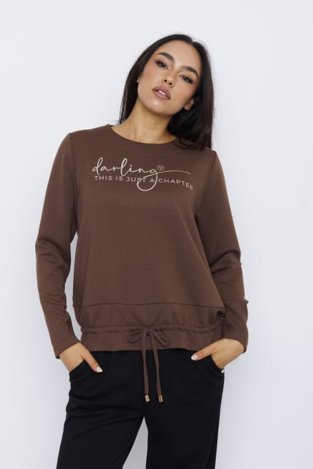 EVORA női pulóver rövid ujjal, gumis aljjal és motiváló felirattal,barna,L-XL,Tara X Viktori,Curve