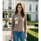 JANE női felső– csónaknyakú, gumis aljú, zsebes fazon,bézs,L-XL,CURVE Kollekció