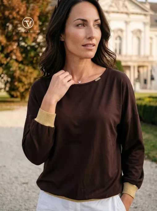 ANOUSHKA női felső – kerek nyakú, passzés aljú és ujjú fazon,barna,S-M,CURVE Kollekció