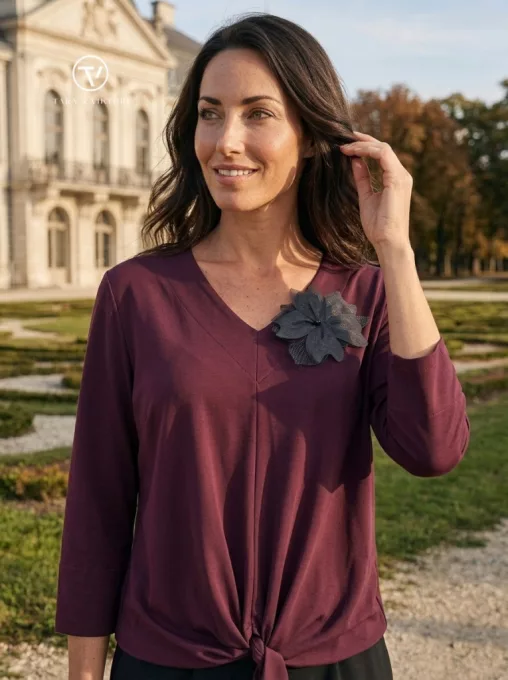 ZIA női tunika – V-nyakú, alul megkötős, virágdíszes fazon,bordó,L-XL,CURVE Kollekció